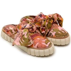 Farm Rio Floral bow mules
